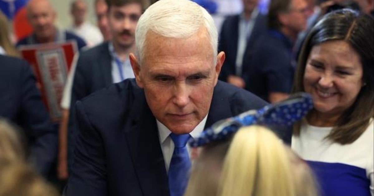 How Pence hopes to sway evangelicals from Trump