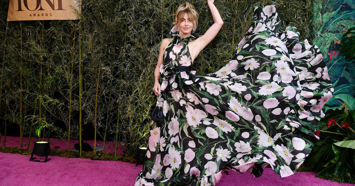 These Red Carpet Outfits From the 76th Tony Awards Invite a Second