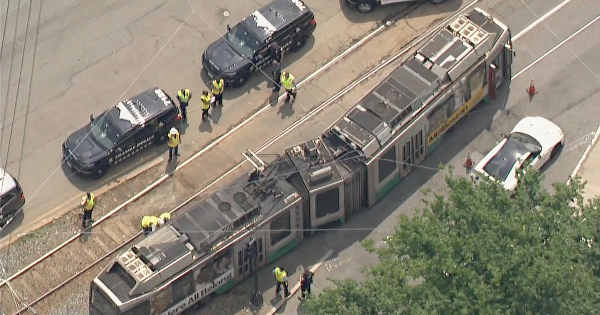 MBTA Green Line trolley derails in Allston; Delays expected