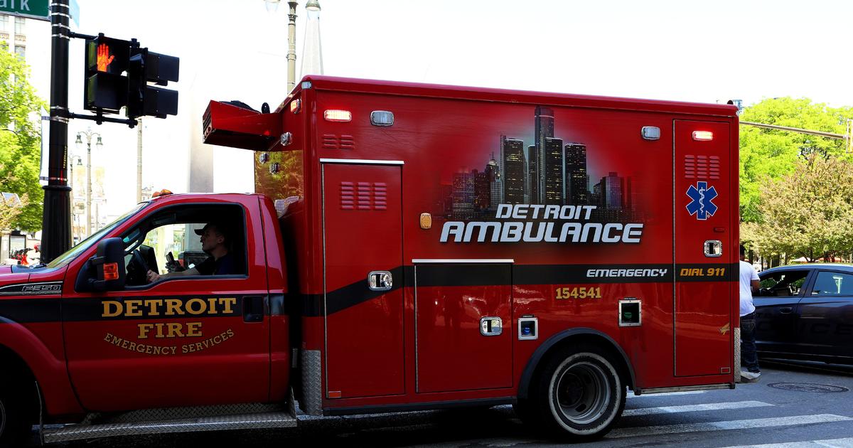 Detroit adding 11 ambulances to fleet this summer after signing emergency  contract - CBS Detroit