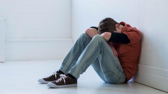 cbsn-fusion-suicide-rates-young-people-up-60-since-2011-report-finds-thumbnail-2053249-640x360.jpg 