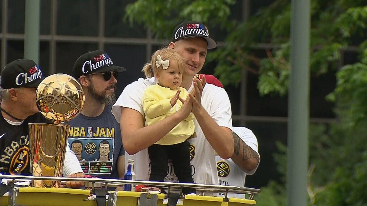 9a-cbs4-special-nuggets-parade-clean-feed-frame-187728.jpg 