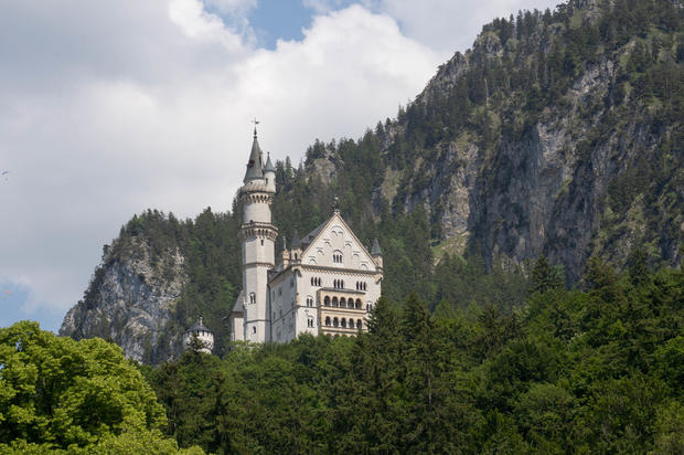 Tourist dies after attack at Neuschwanstein Castle 