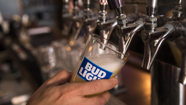 Budweiser And Bud Light Losing Market Share In U.S. As Craft Beer Continues Gain In Popularity 