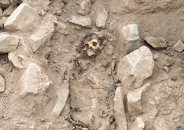 Mummy reportedly dating back 3,000 years unearthed in Peru 