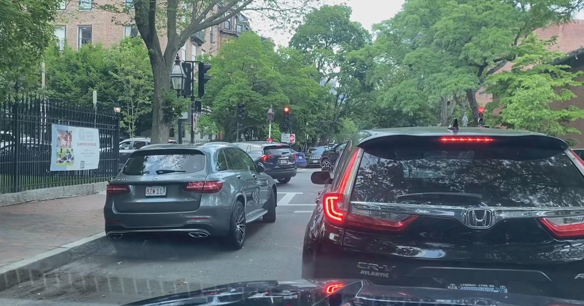 Back Bay residents concerned about safety of proposed bike lanes Back Bay residents concerned about safety of proposed bike lanes