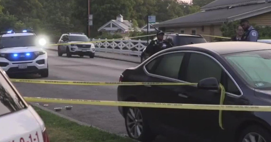 5 wounded in mass shooting near Lincoln Park Zoo CBS Chicago