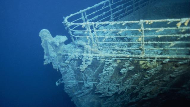 cbsn-fusion-sub-goes-missing-exploring-titanic-wreckage-boston-coast-guard-launches-search-thumbnail-2061763-640x360.jpg 