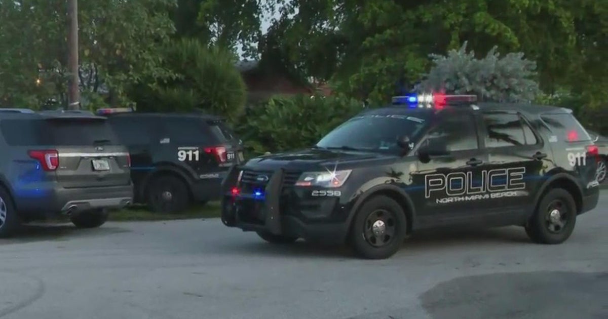 Two lifeless in North Miami Seashore shooting Two lifeless in North Miami Seashore shooting
