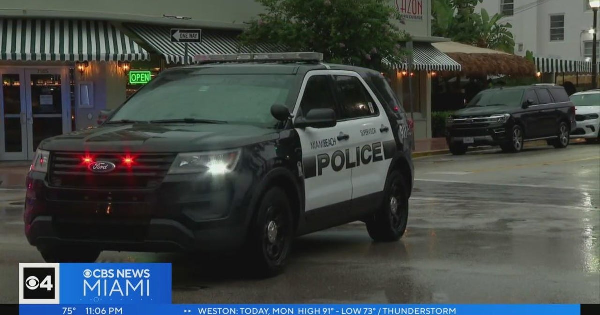 Miami Beach double shooting under investigation - CBS Miami