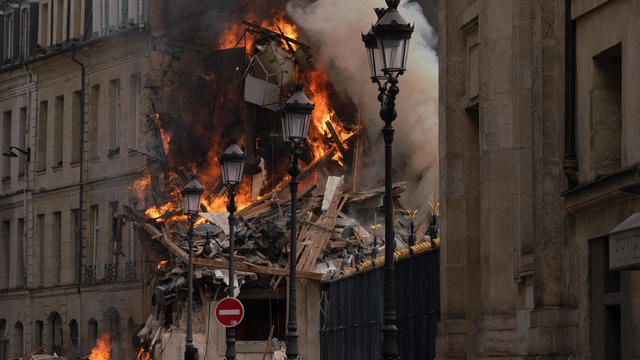 Gas explosion causes fire in central Paris 