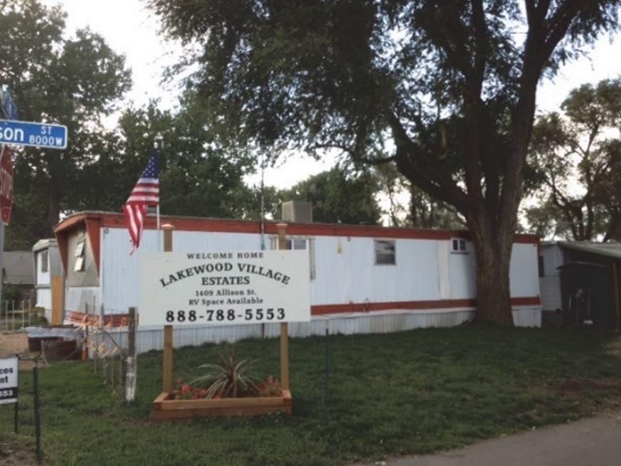 2 dead in double homicide at Lakewood Village Estates mobile home/RV ...