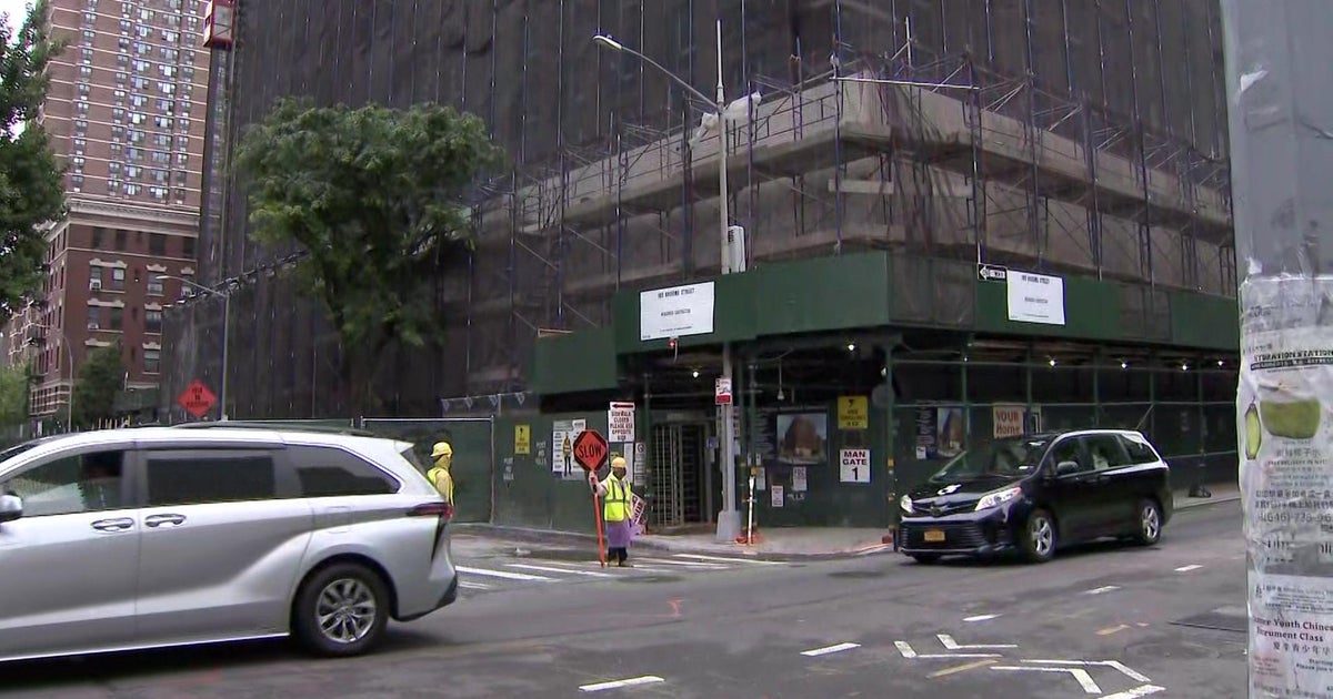Worker falls 30 feet at Lower East Side construction site, gets trapped