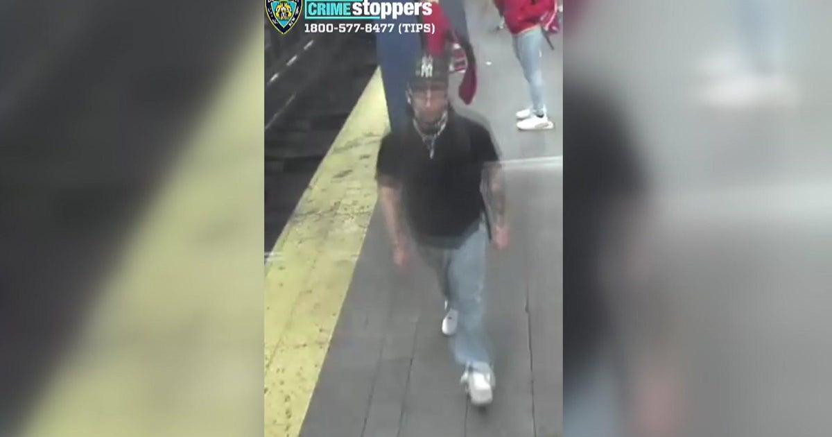 Police: Man wanted for stabbing fellow subway rider on 5 train in ...