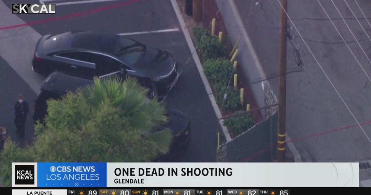 One dead following shooting in Glendale - CBS Los Angeles