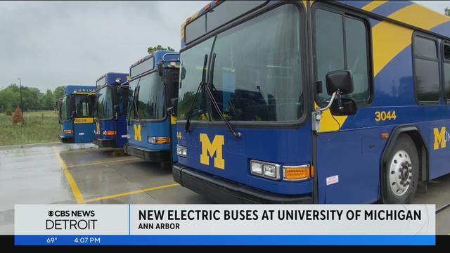 university-of-michigan-buses.jpg 