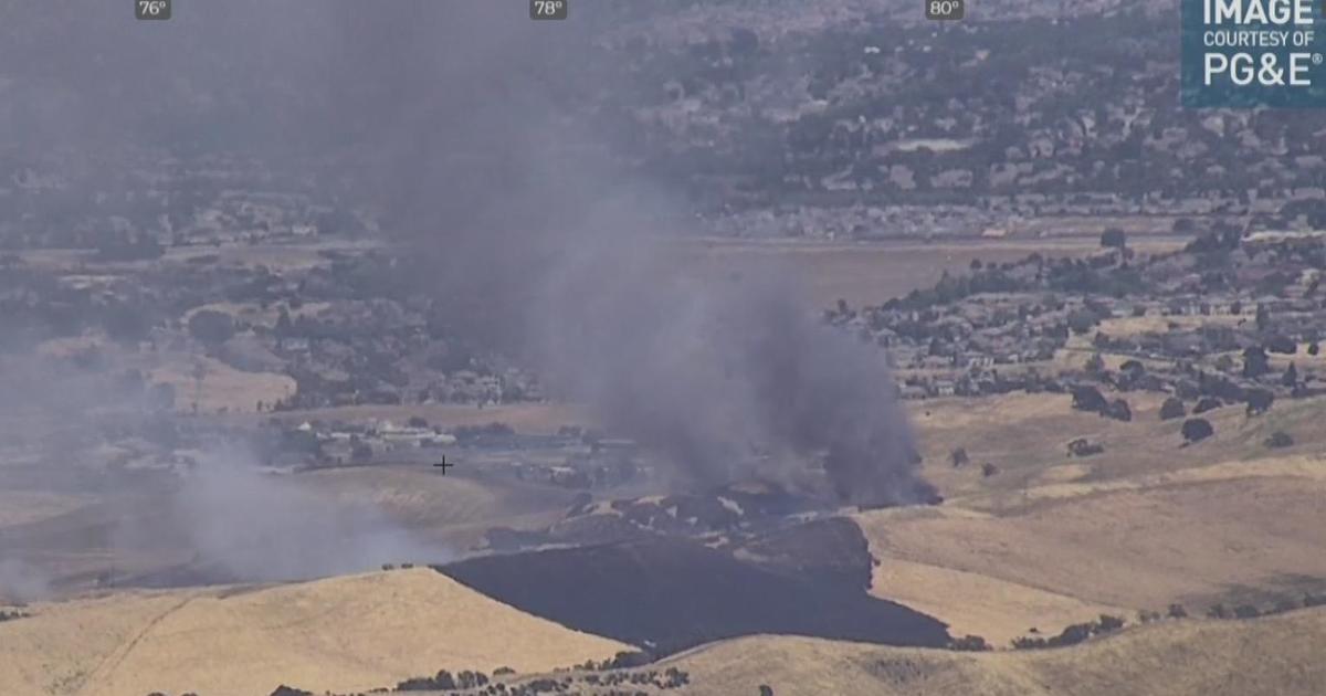 Weekend Grass Fire Scorches More Than 70 Acres Near Brentwood - CBS San ...