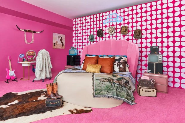 Ken-ified Barbie DreamHouse bedroom
