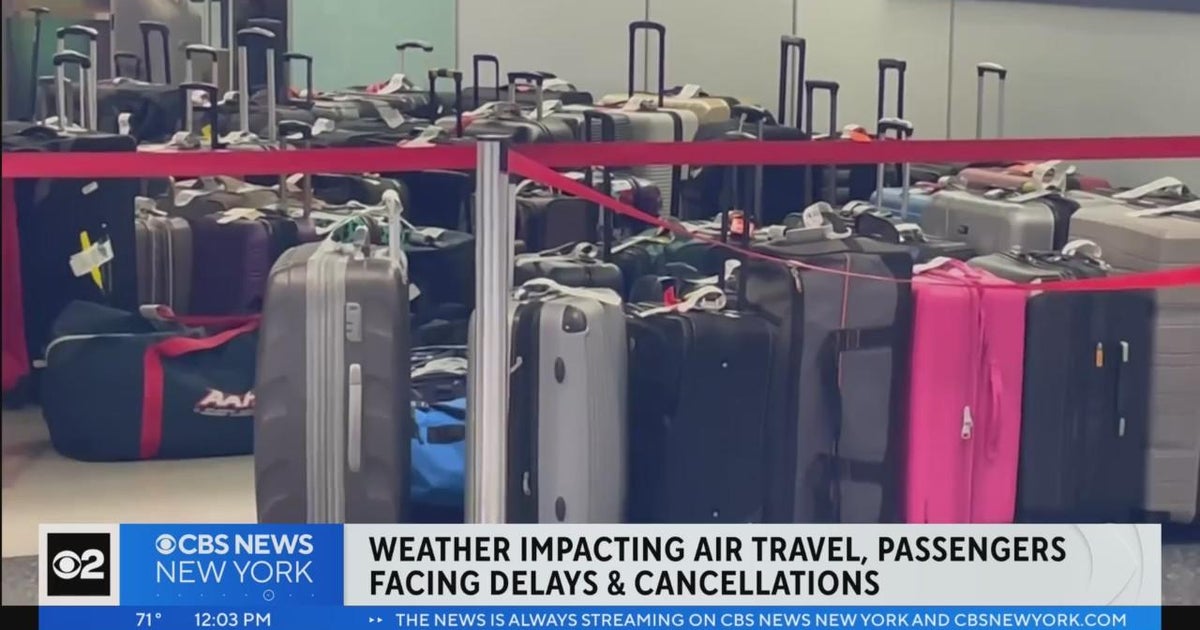 Flight delays continue for another day at Newark Airport - CBS New York