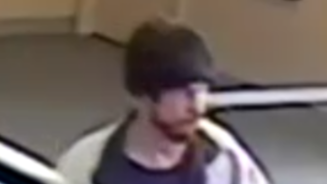 oak-lawn-chase-robbery-suspect-2.png 