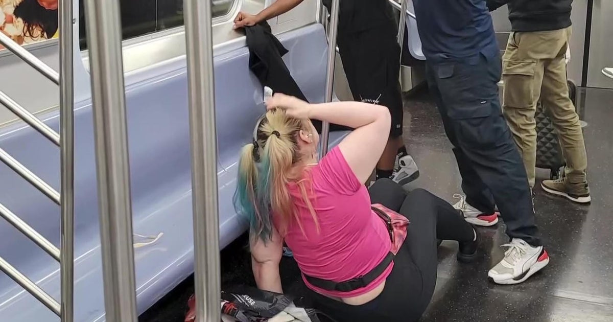 Brooklyn woman recounts getting viciously attacked on uptown C train - Vimarsana News