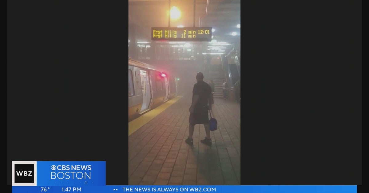 Track fire stops Orange Line service between North Station and Back Bay