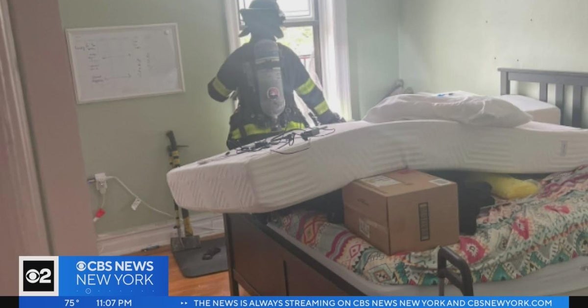 Mother, 3 children seriously injured in Brooklyn apartment fire - CBS ...