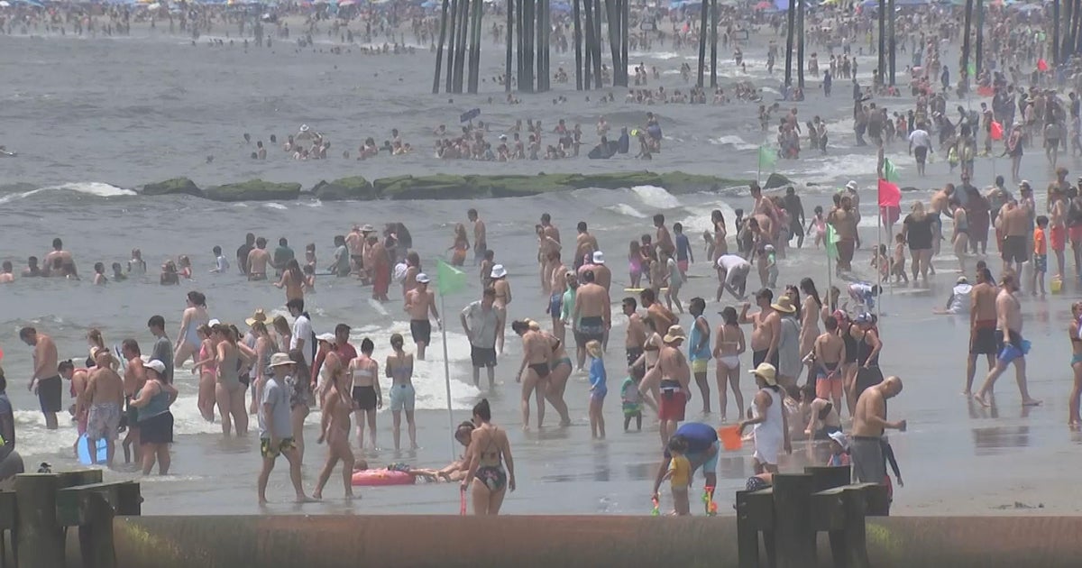 Thousands pack Ocean Citys beach ahead of Fourth of July