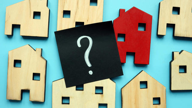 what-if-mortgage-interest-rates-stay-high-heres-what-experts-say-buyers-should-do.jpg 