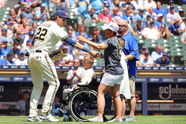 Brewers Honoring 8-Year-Old Paralyzed In July 4 Shooting W/ Dugout Jersey,  Autographs