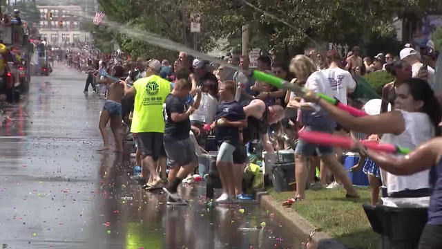 stewart-manor-water-balloons-on-4th-of-july.jpg 