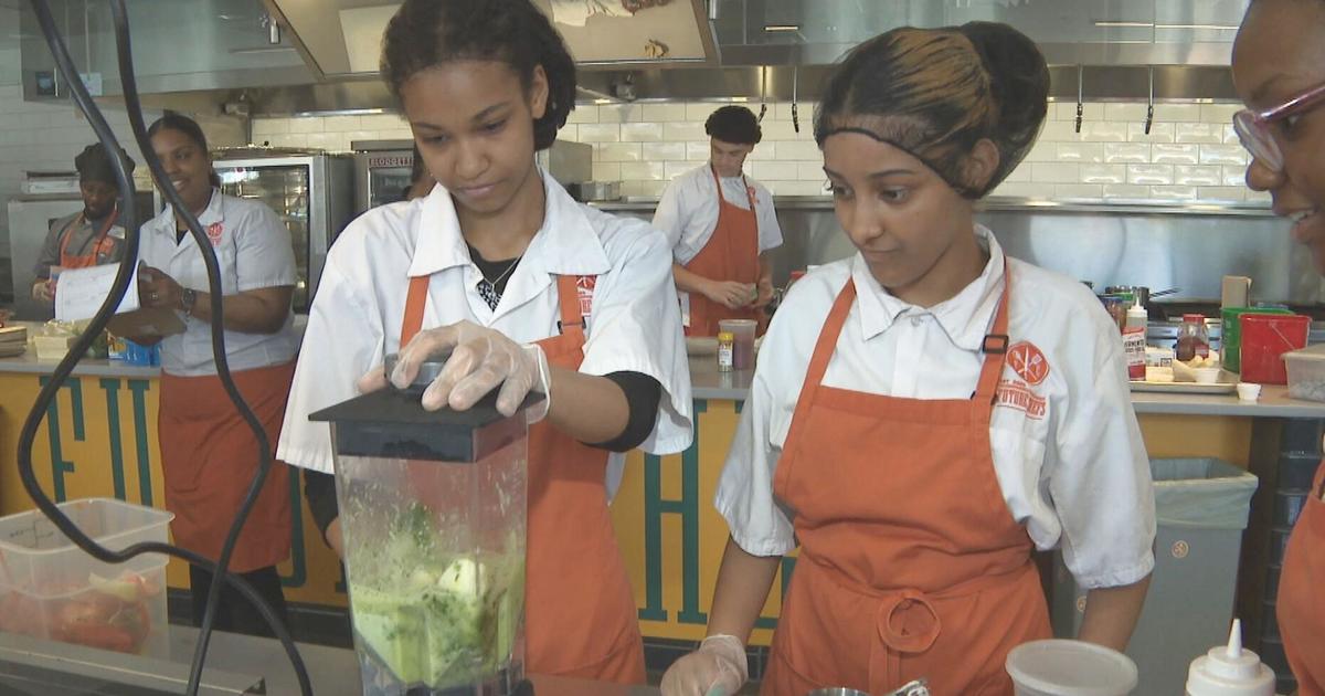 Boston students learn ‘knife skills and life skills’ at Future Chefs in Roxbury