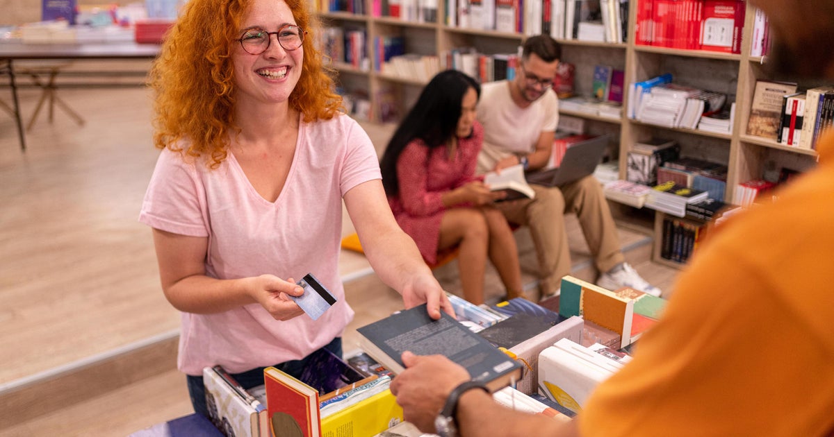 What can you use a private student loan for?