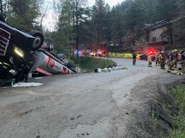 kerr-gulch-tanker-rollover-evergreen.jpg 