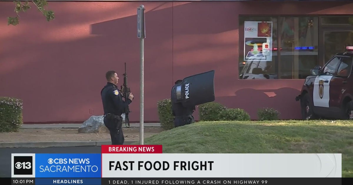 Report of possibly armed person prompts officers to swarm Sacramento restaurant