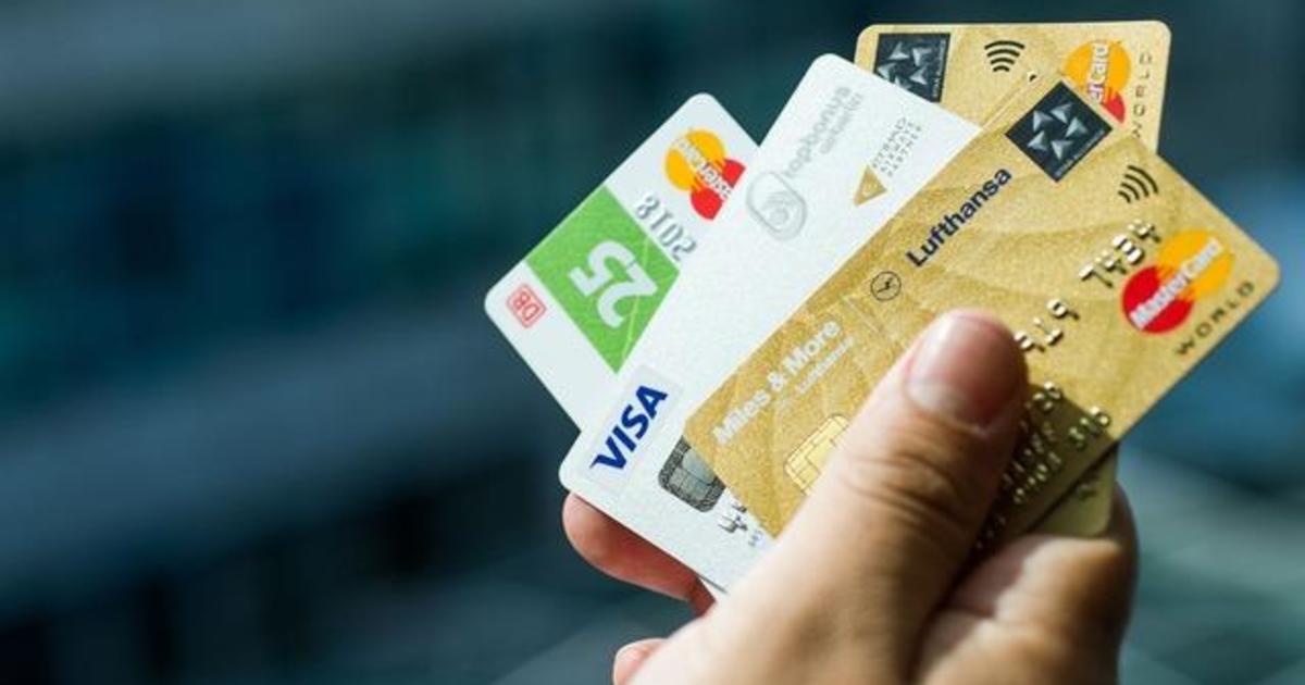 Pros And Cons Of Airline Credit Cards