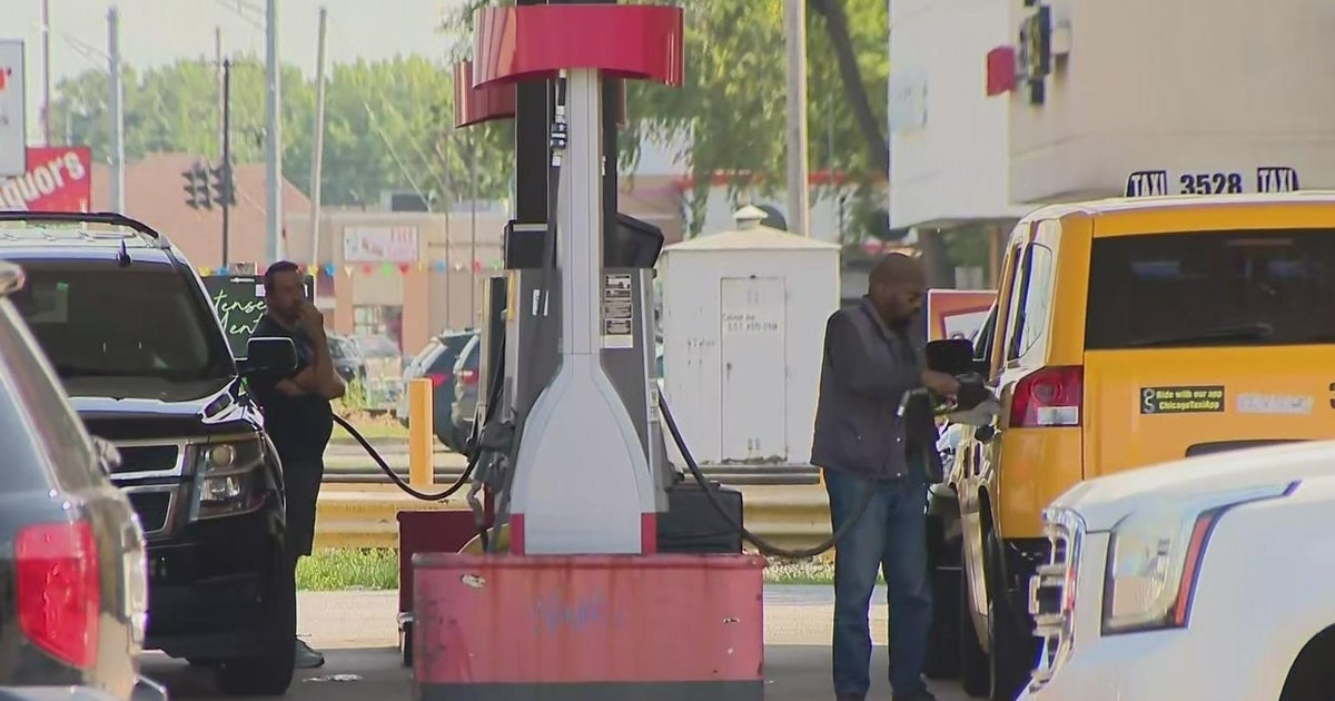 Stickers at Florida gasoline stations alert about little ones, animals in hot vehicles Stickers at Florida gasoline stations alert about little ones, animals in hot vehicles