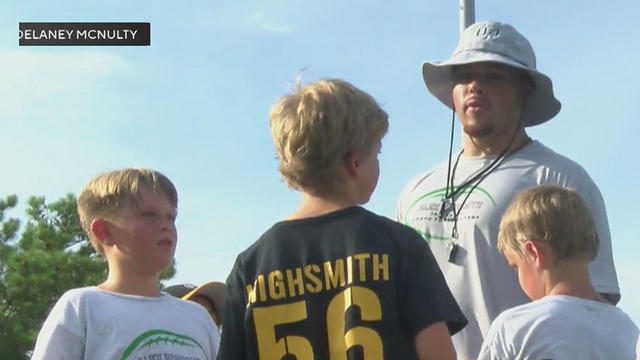 kdka-alex-highsmith-steelers-nfl-wilmington-youth-camp-delaney-mcnulty.jpg 