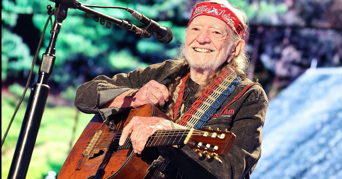 Willie Nelson, Neil Young and John Mellencamp headline Farm Aid festival's - Vimarsana News