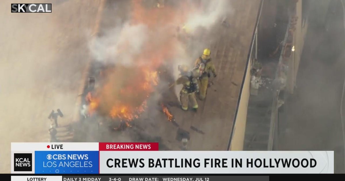 Massive fire rips through pair of apartment buildings in Hollywood ...