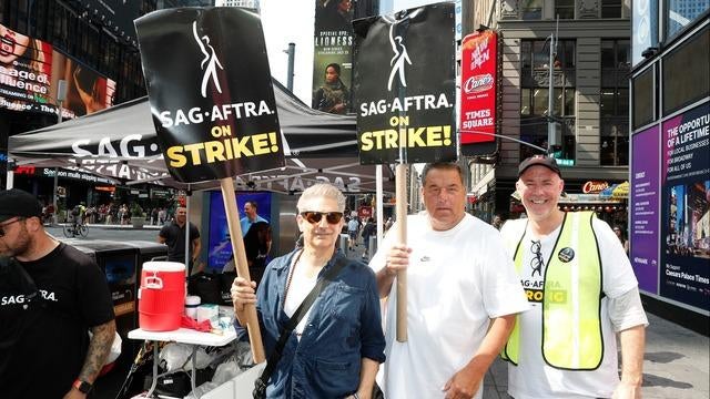cbsn-fusion-hollywood-strike-being-felt-in-cities-across-the-country-thumbnail-2142141-640x360.jpg 