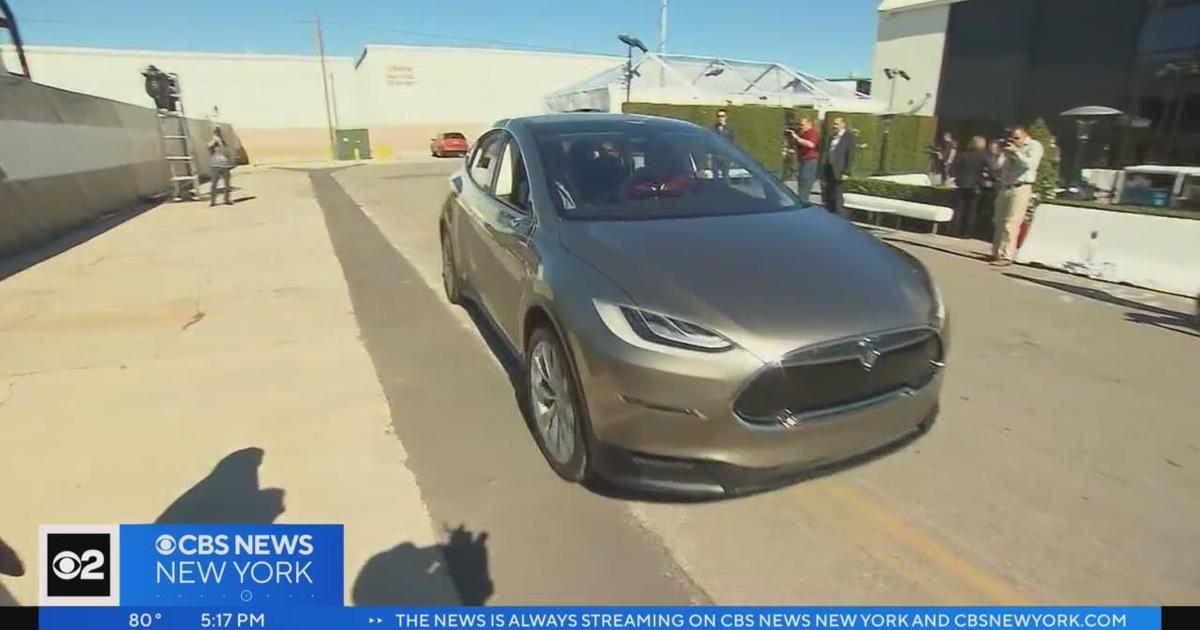 Tesla issues recall for nearly 16,000 vehicles due to seat belt problem -  CBS New York