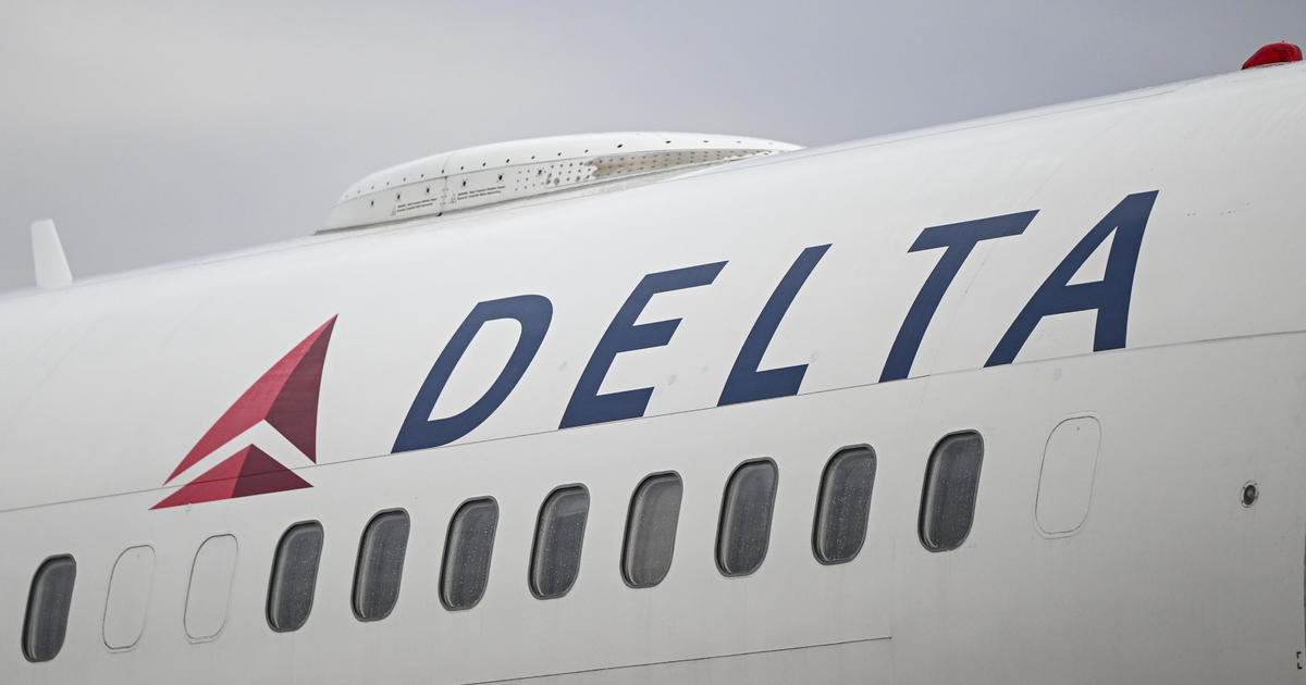 Пътник рани стюардесата на Delta с „остър предмет“ на главното летище на Ню Орлиънс, твърдят властите