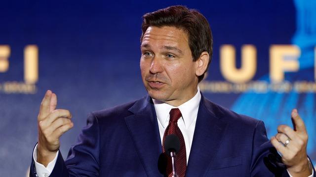 cbsn-fusion-white-house-criticizes-desantis-over-florida-sch-thumbnail-2151204-640x360.jpg 