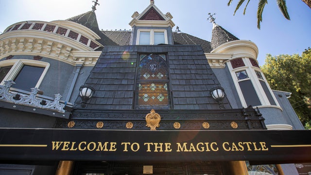 Magic Castle management 