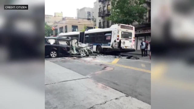 mta-bus-crash-west-farms-bronx.jpg 