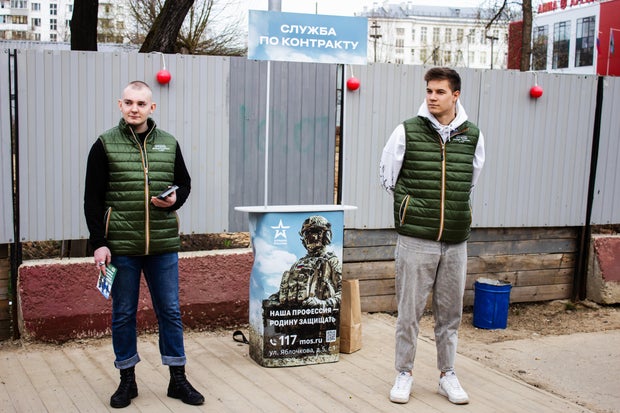 As Ukraine war claims lives, Russia to expand compulsory military service age, crack down on draft dodgers