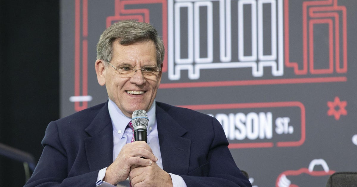 Blackhawks to hold public memorial event for Rocky Wirtz - CBS Chicago