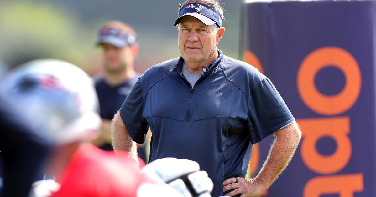 Patriots training camp recap: Mac Jones has up-and-down day with