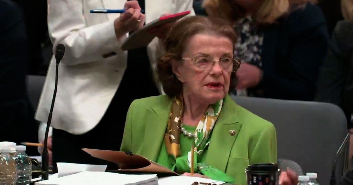 A confused Dianne Feinstein prompted to "just say aye"